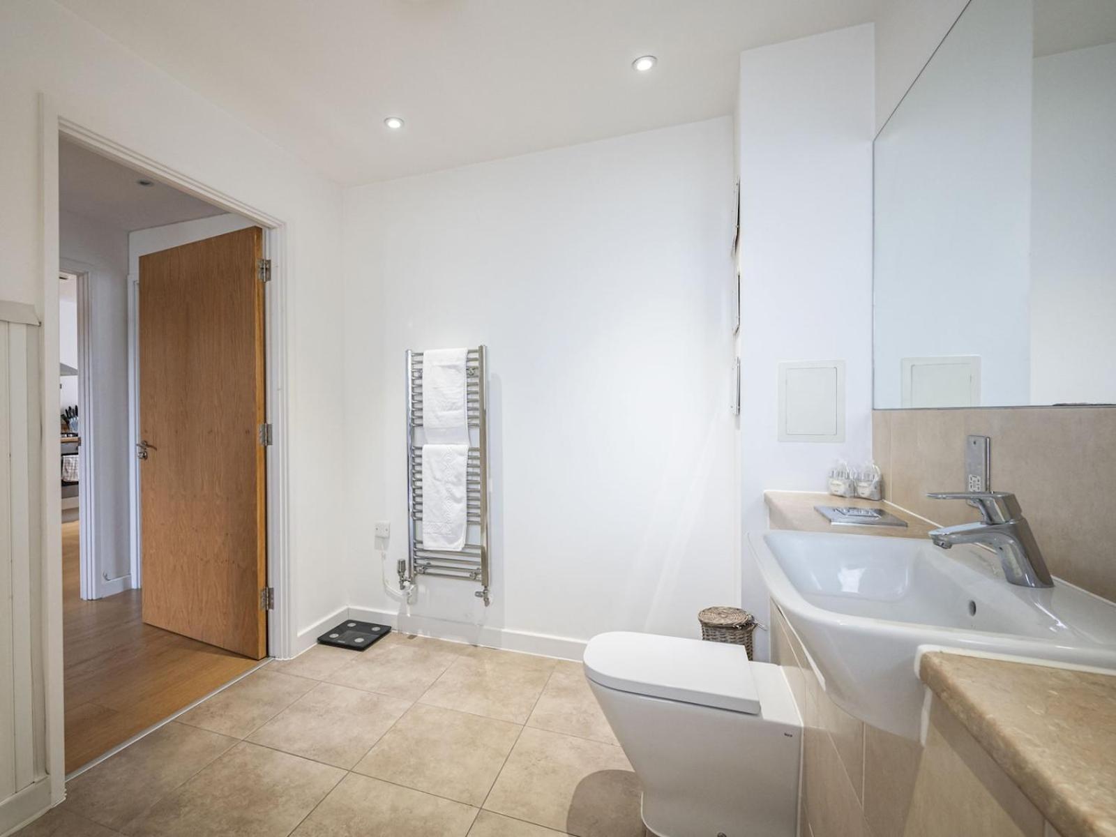 London Apartment Near Tower Bridge And Tube Pass The Keys Buitenkant foto